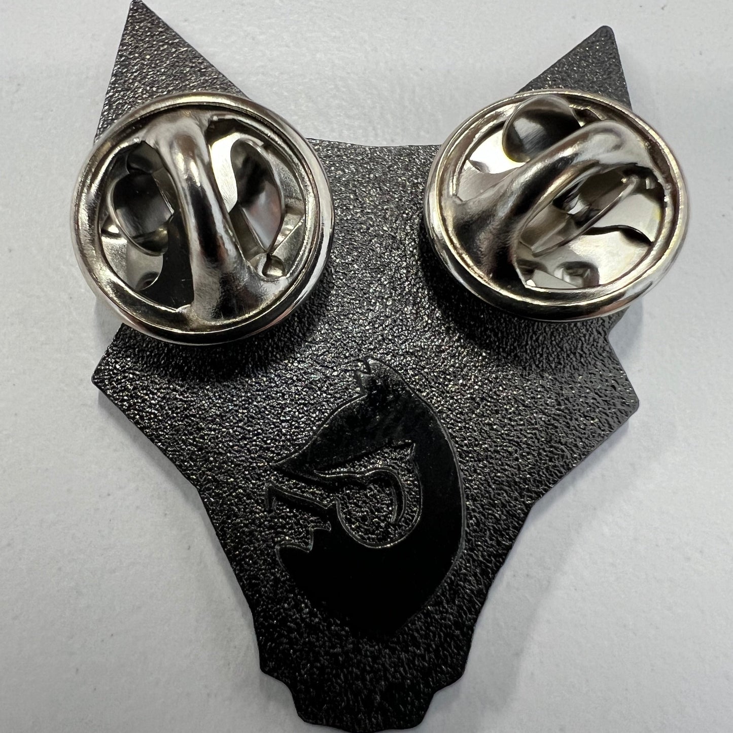 PTW Fox pin badge