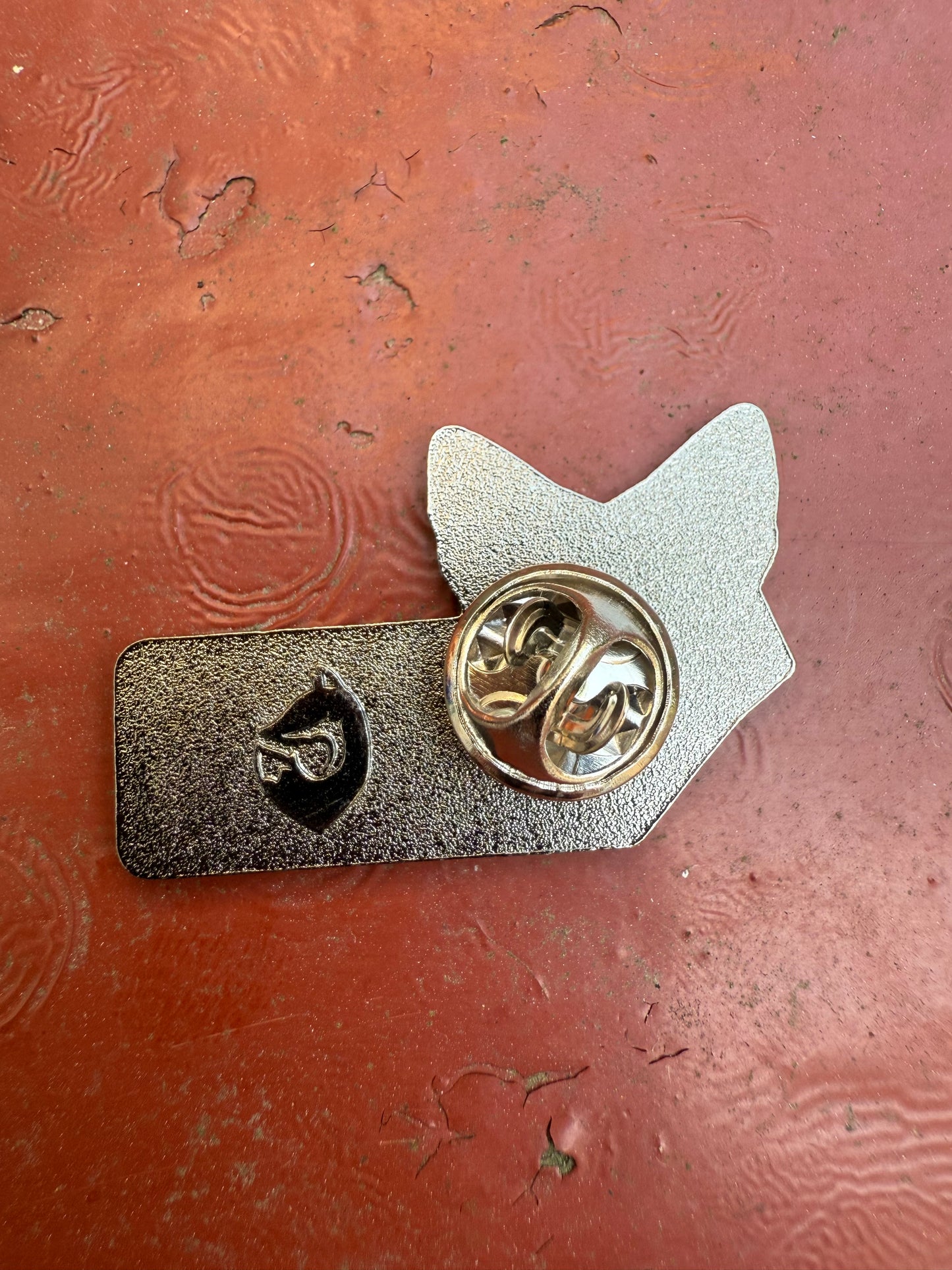 Anti Hunt Pin Badge