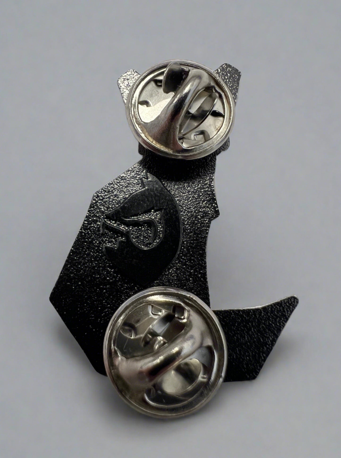 Sitting Fox Pin Badge