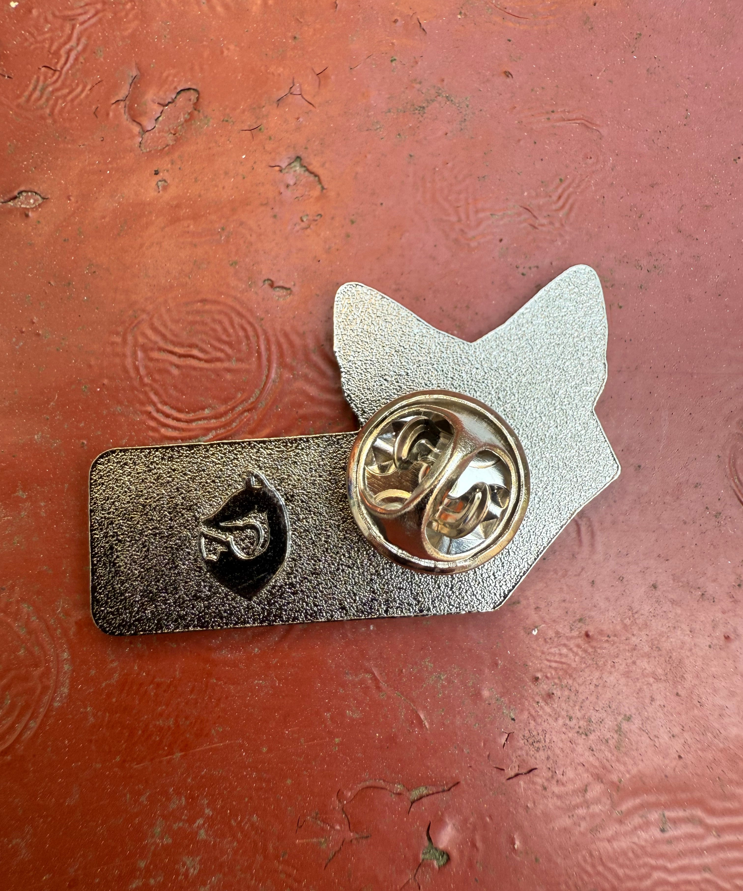Anti Hunt Pin Badge